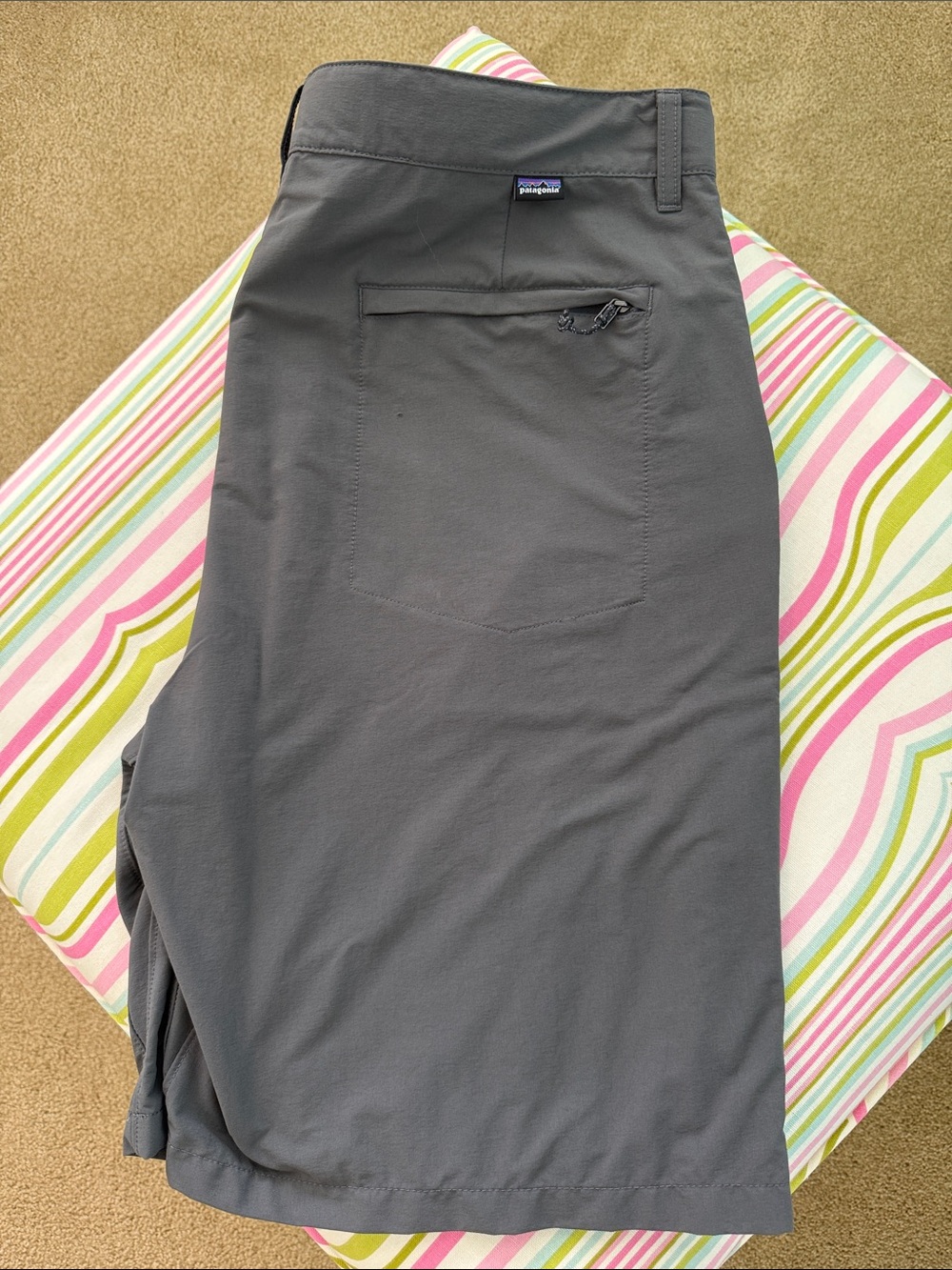 Patagonia Men’s Charcoal Gray Stretch Chinos size 38